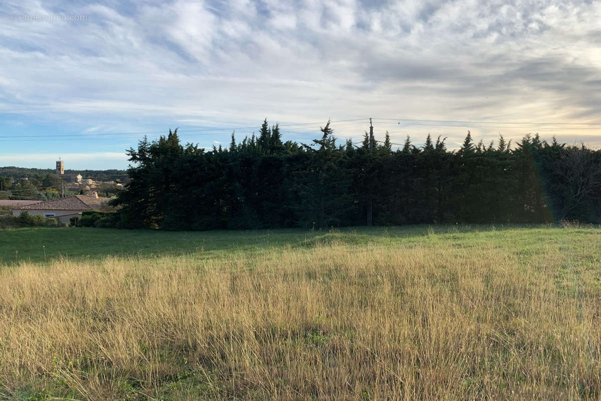 Terrain à SAINT-LAURENT-LA-VERNEDE