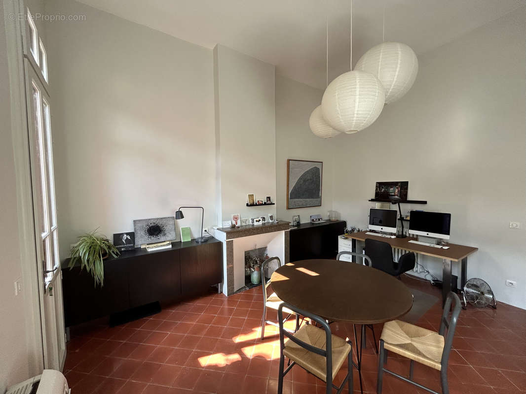 Appartement à UZES