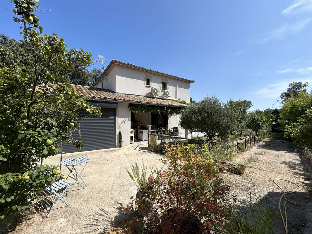 Maison à UZES