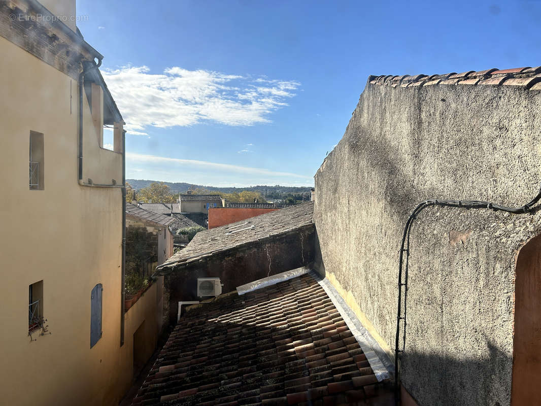 Maison à SAINT-QUENTIN-LA-POTERIE