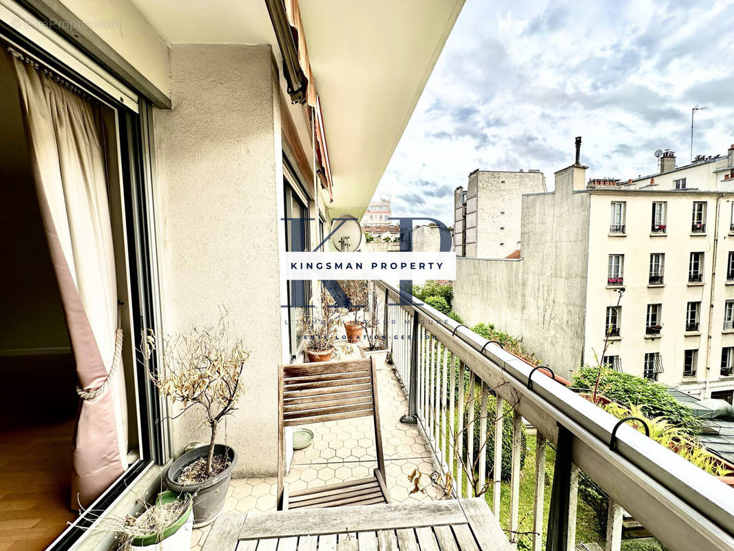 Balcon 9,67m2 Sud - Ouest - Appartement à PARIS-19E