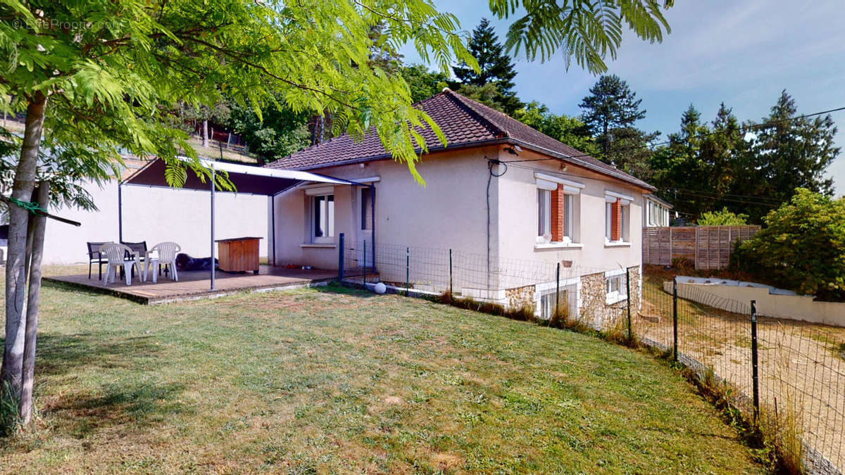 Maison à ARNIERES-SUR-ITON