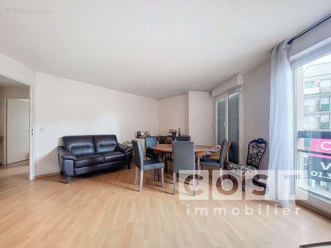 Appartement à ASNIERES-SUR-SEINE