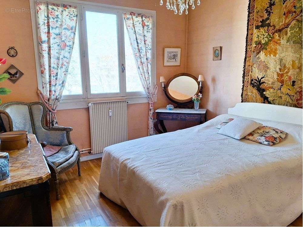 Appartement à LYON-5E