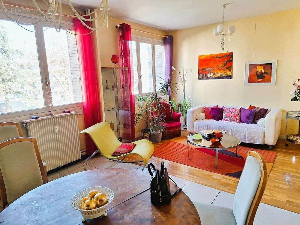 Appartement à LYON-5E