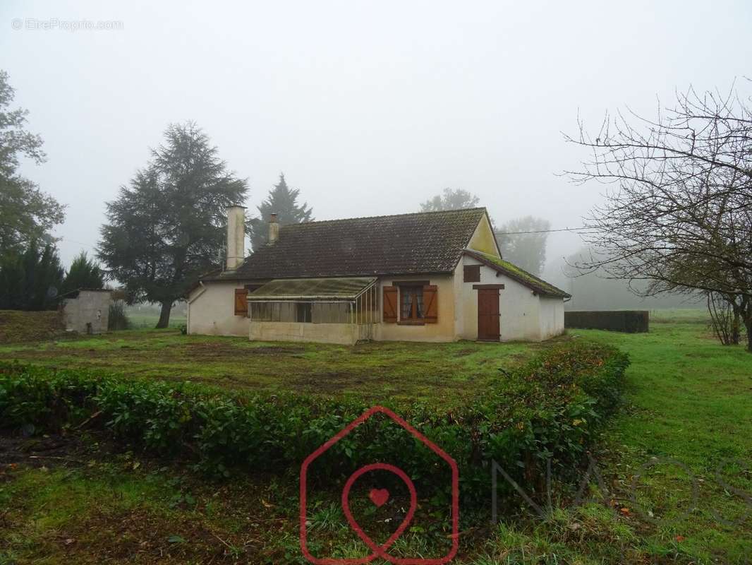 Maison à BRINON-SUR-SAULDRE