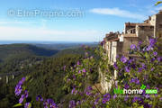 Appartement à TOURRETTES-SUR-LOUP