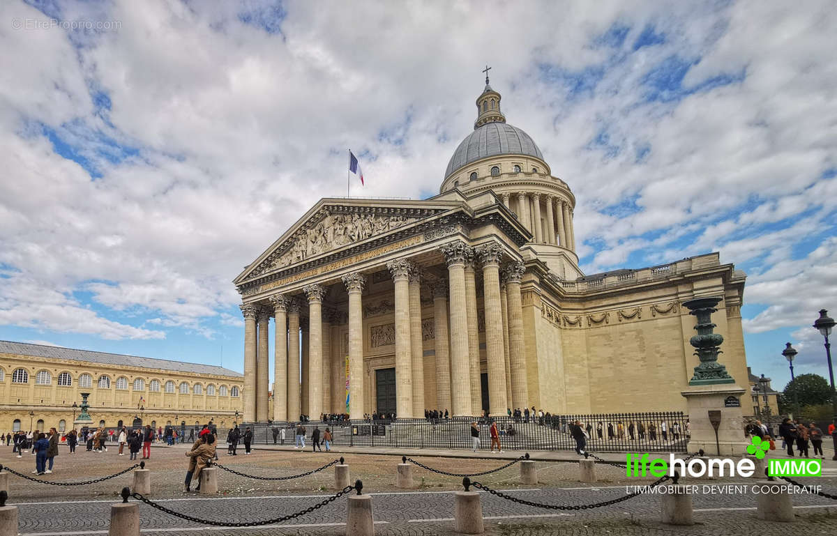 Appartement à PARIS-5E