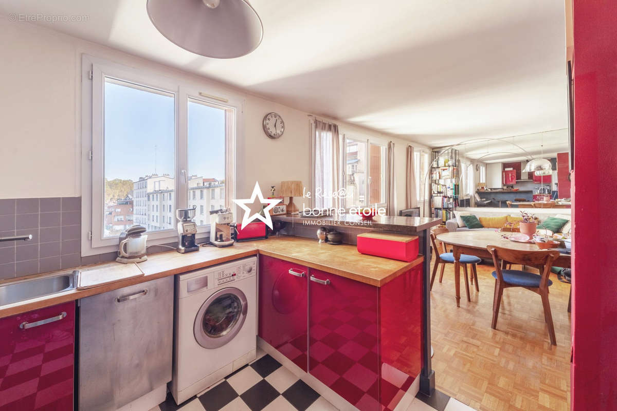 Appartement à PARIS-19E