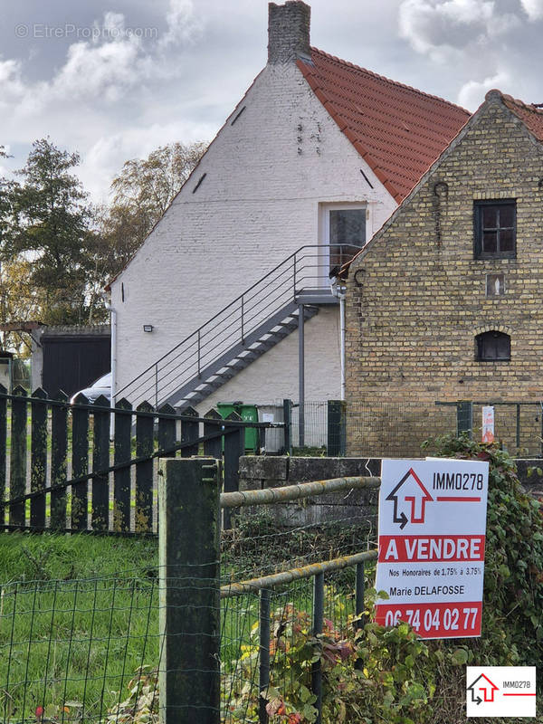 Maison à BERGUES