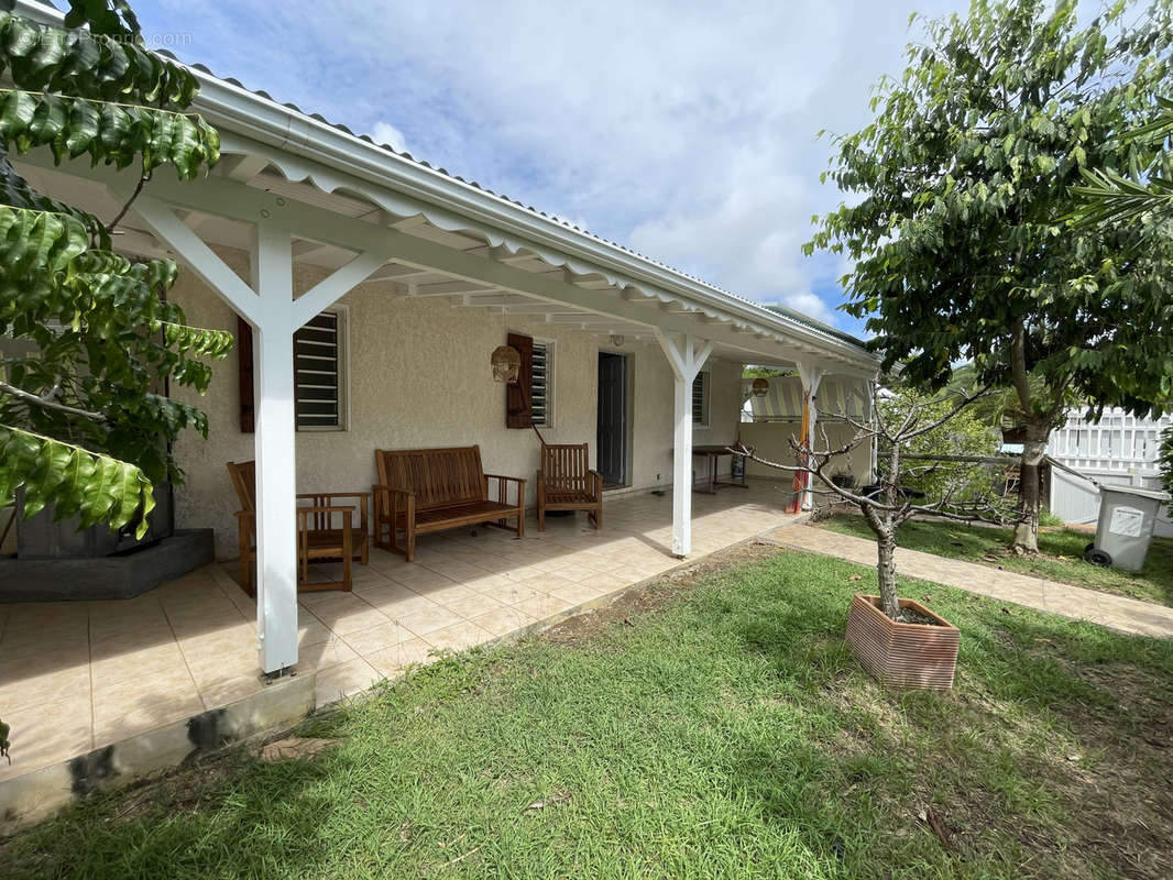 Maison à SAINTE-ANNE