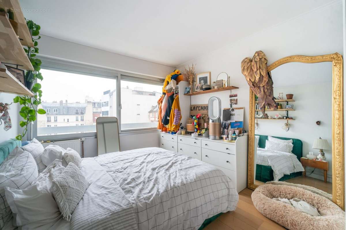 Appartement à PARIS-18E