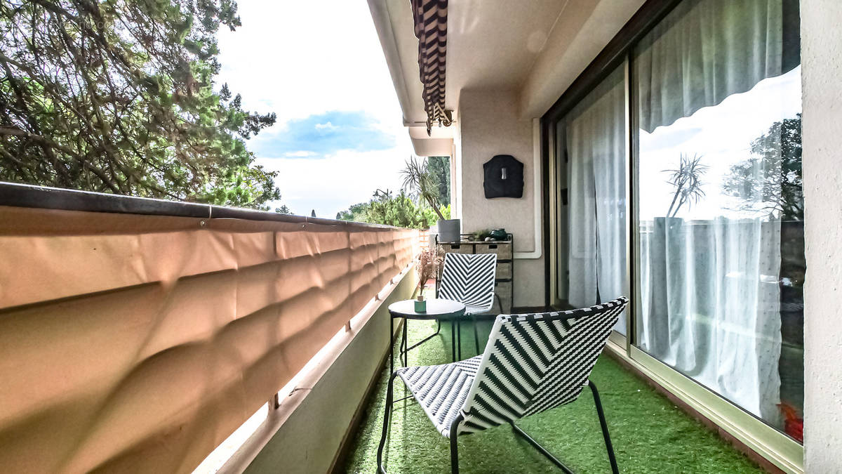 Appartement à HYERES