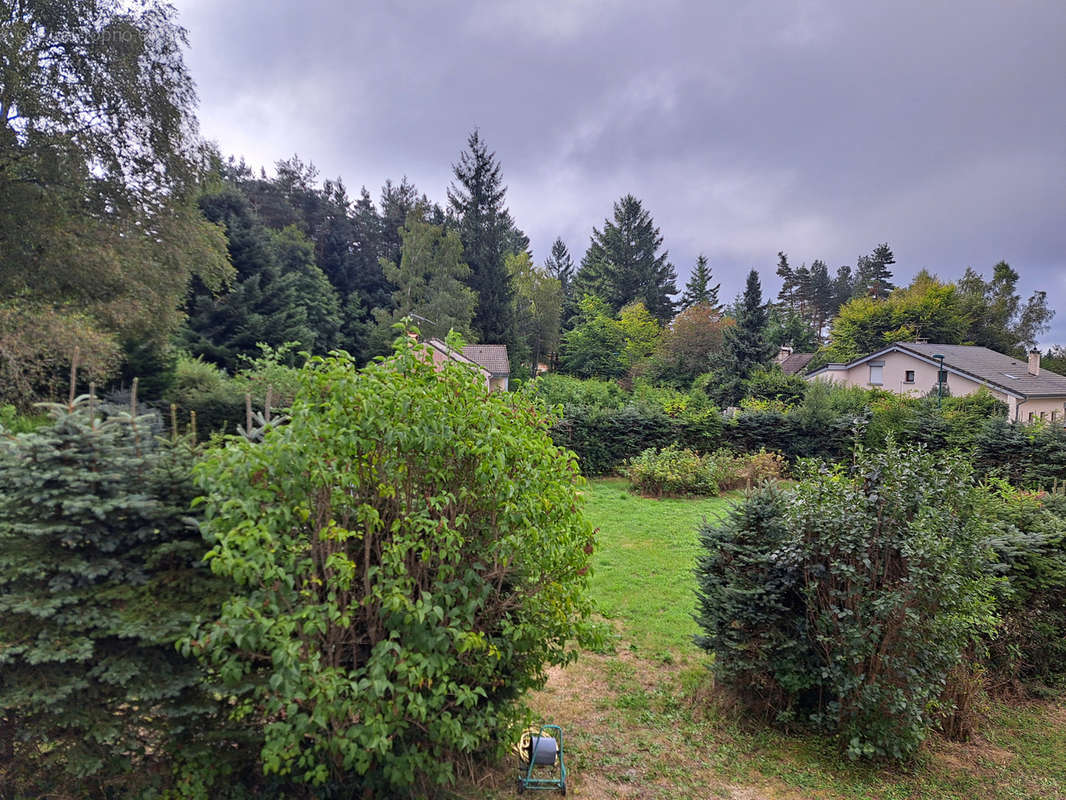 Maison à LE CHAMBON-SUR-LIGNON