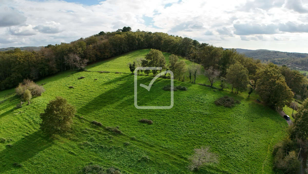 Terrain à GOURDON