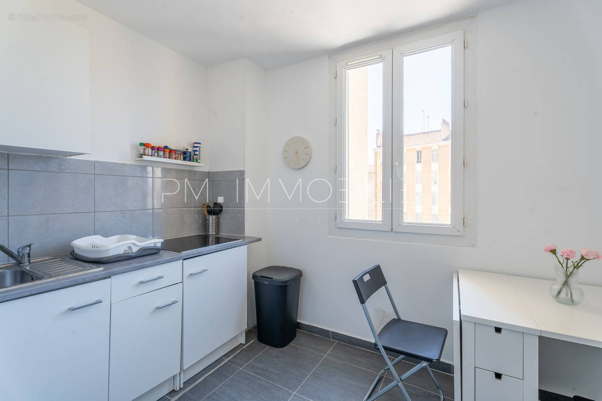 Appartement à MARSEILLE-6E