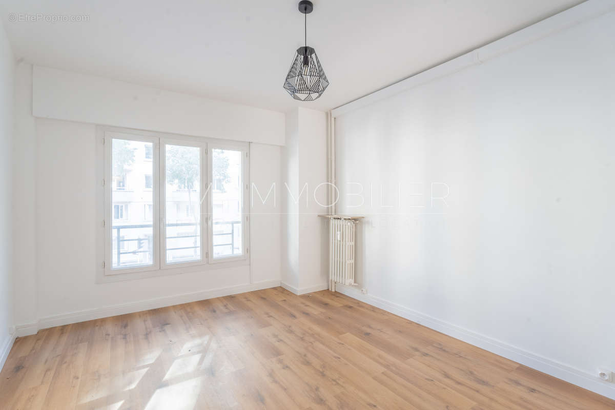 Appartement à MARSEILLE-5E