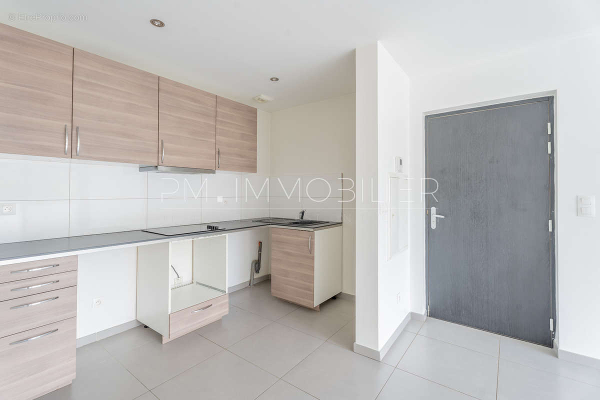 Appartement à MARSEILLE-12E