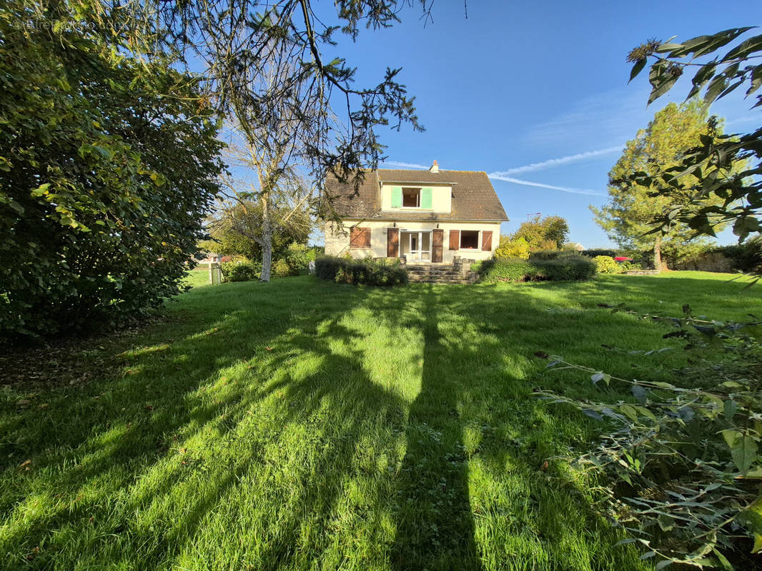 Maison à BRETTEVILLE-SUR-DIVES