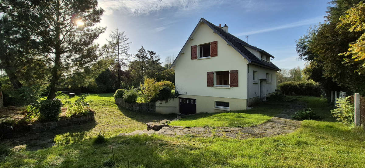 Maison à BRETTEVILLE-SUR-DIVES