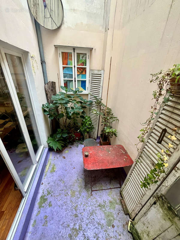 Appartement à PARIS-18E