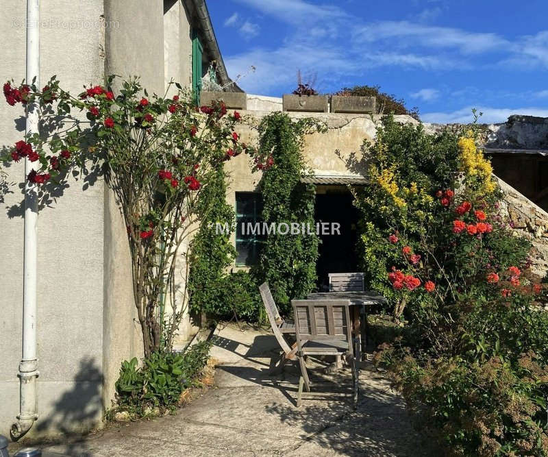 Maison à ROMENY-SUR-MARNE