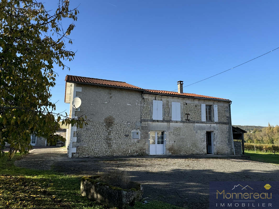 Maison à TOUZAC