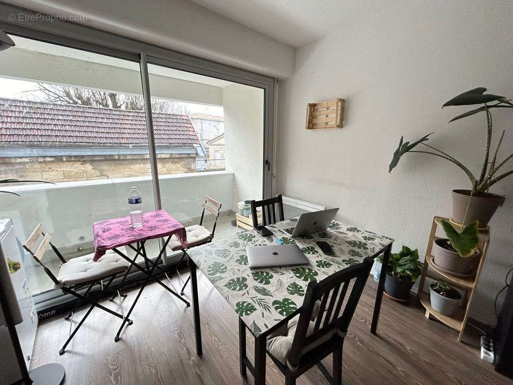 Appartement à BORDEAUX