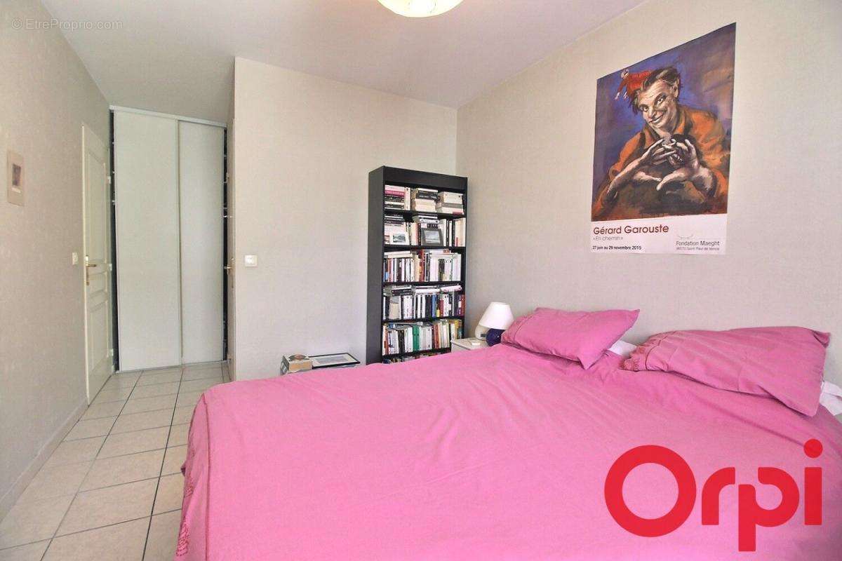 Appartement à MARSEILLE-7E