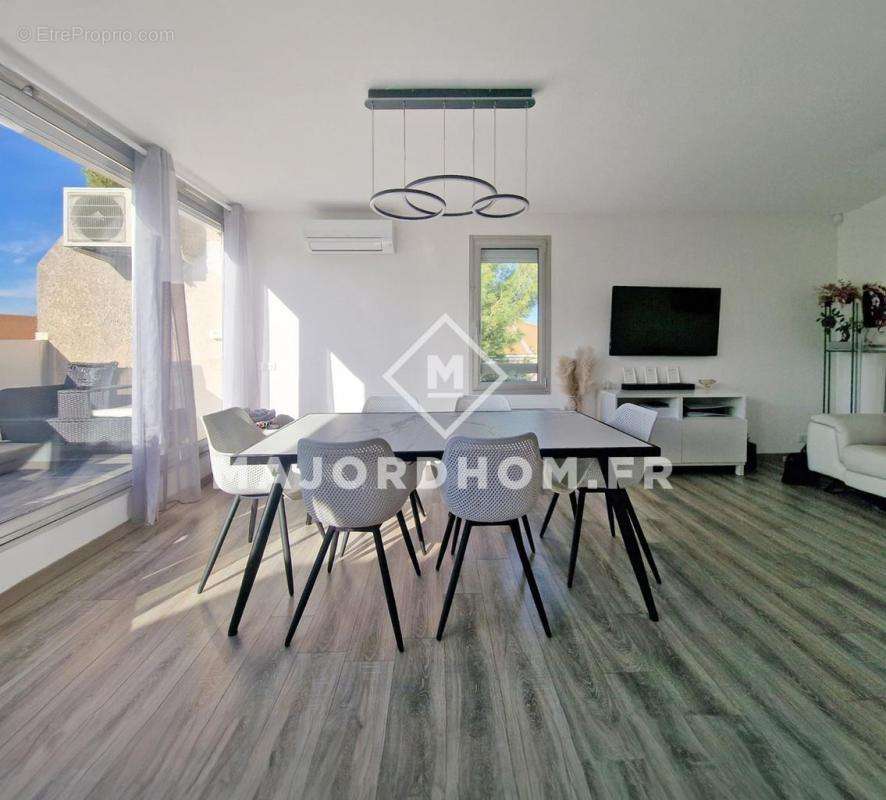 Appartement à MARSEILLE-8E