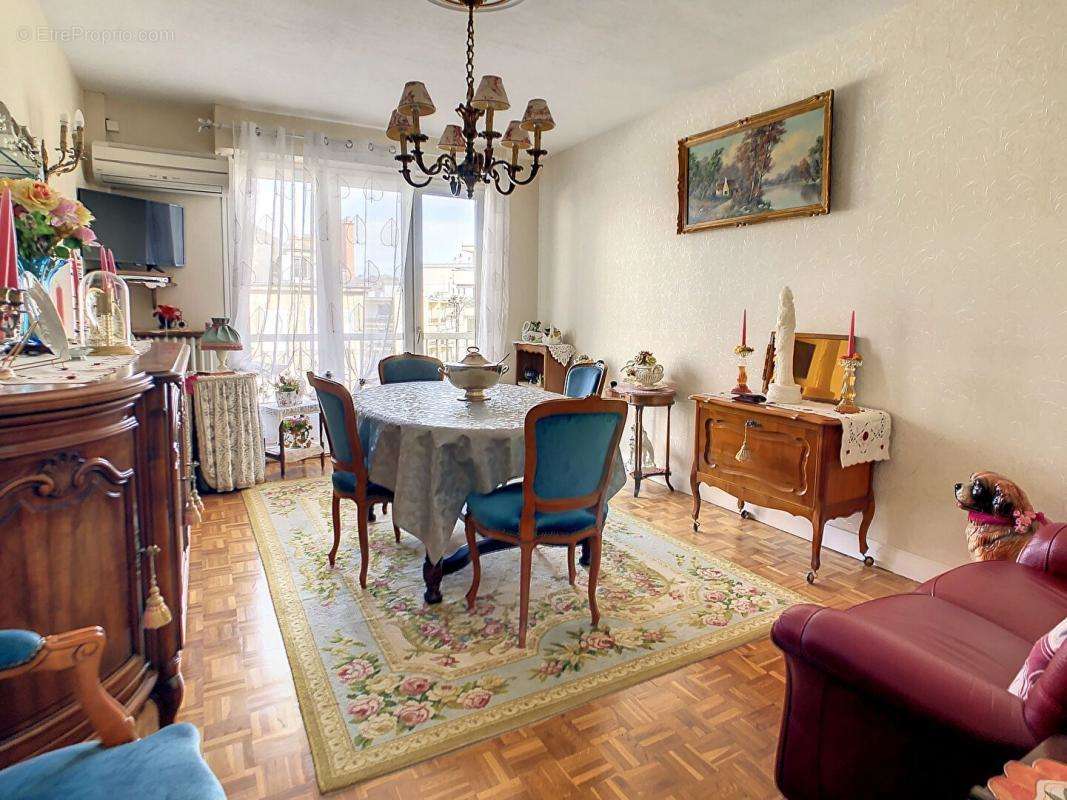 Appartement à BRIVE-LA-GAILLARDE