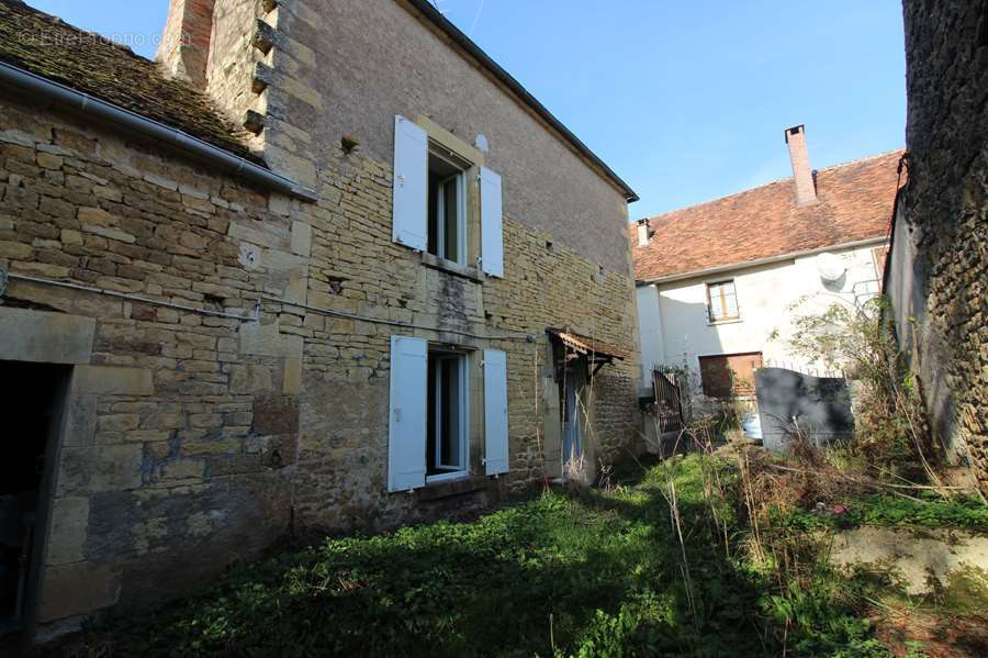 Maison à CLAMECY