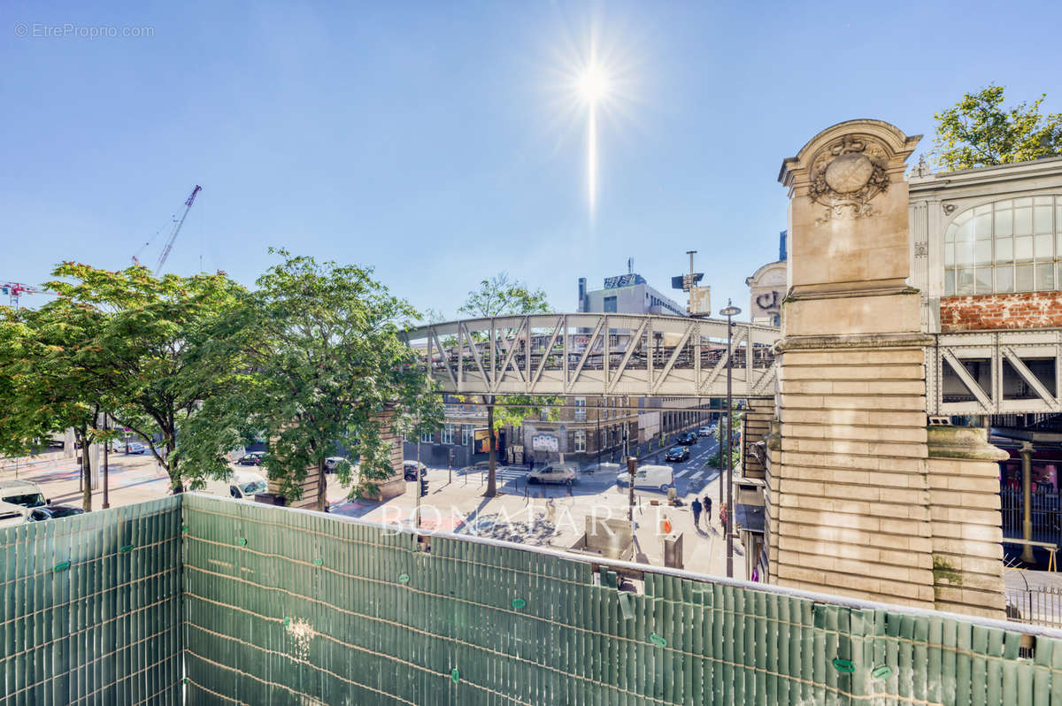 Appartement à PARIS-18E