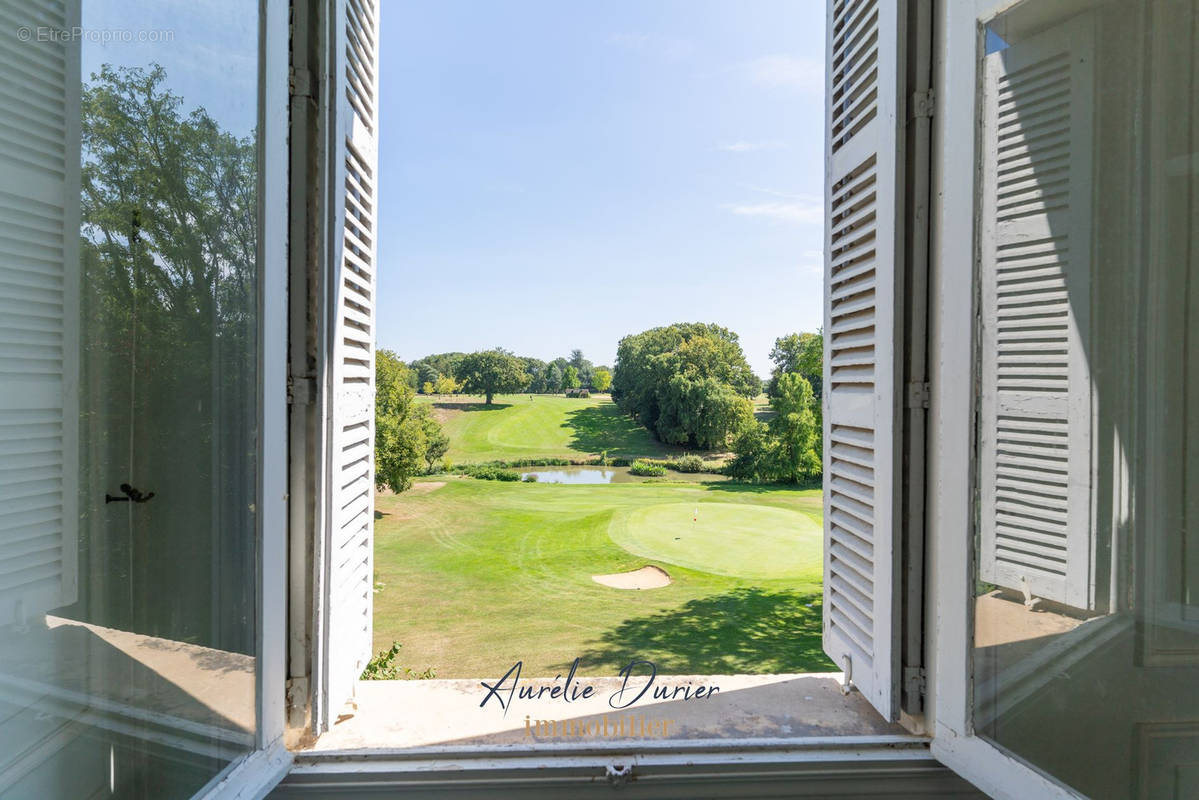 Appartement à BALLAN-MIRE