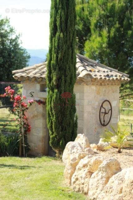 Maison à LE POUGET