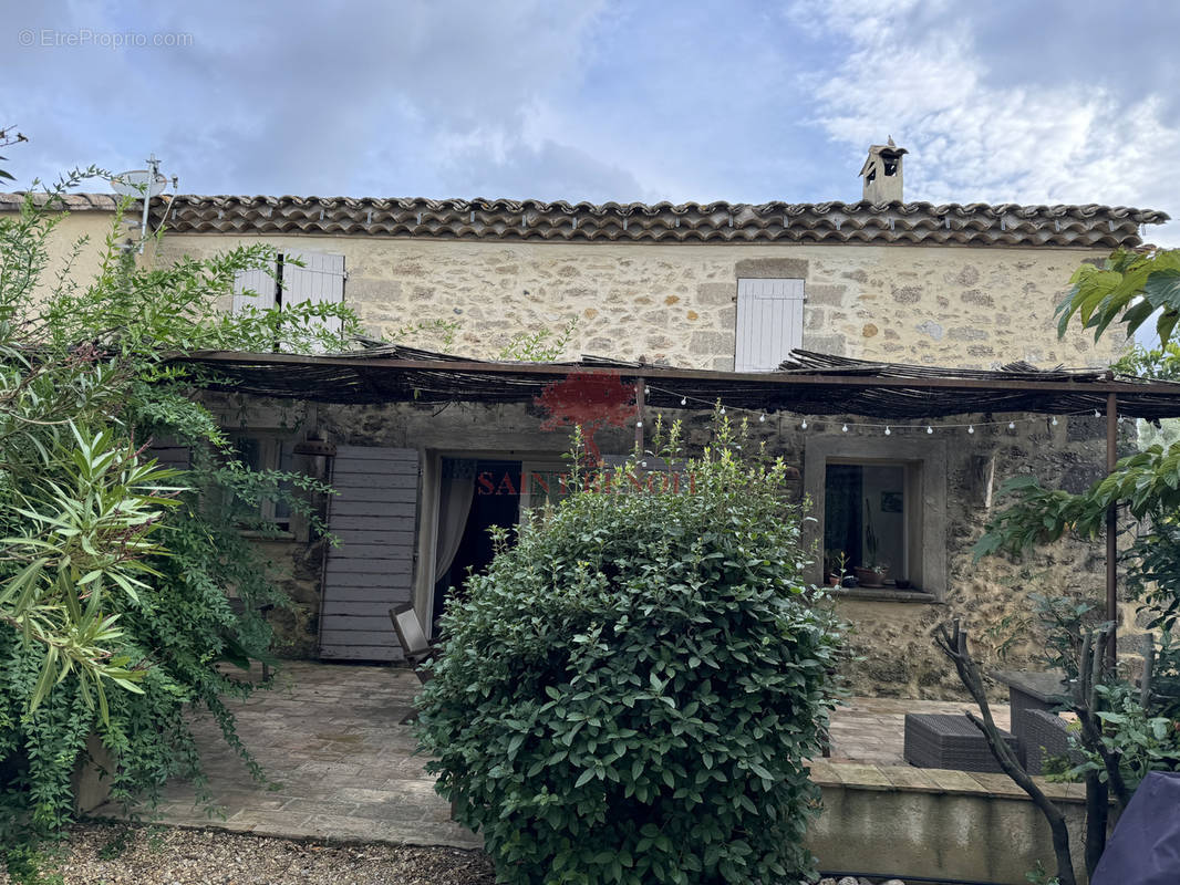 Maison à LE POUGET