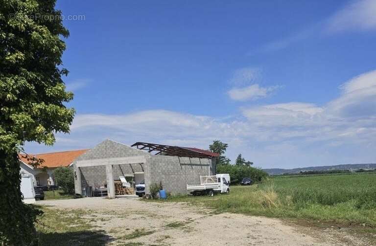 Maison à EPINOUZE