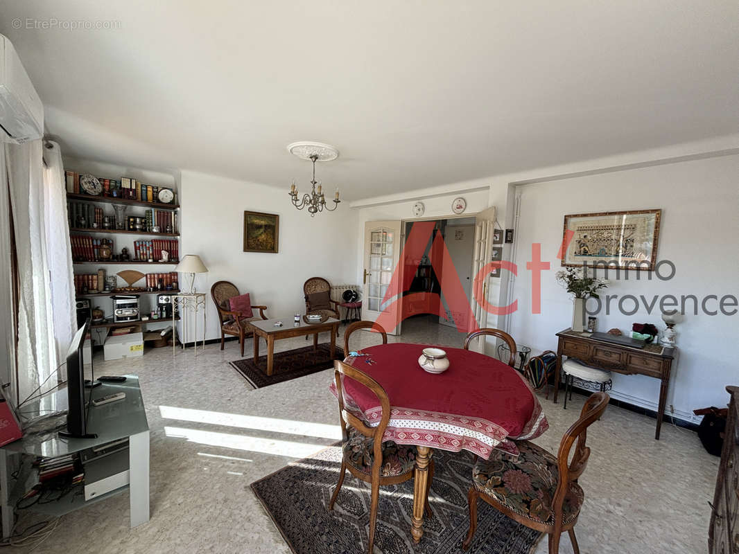 Appartement à DRAGUIGNAN