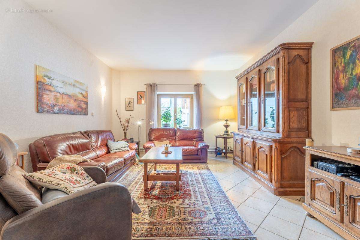 Appartement à SAINT-CHRISTOPHE-ET-LE-LARIS