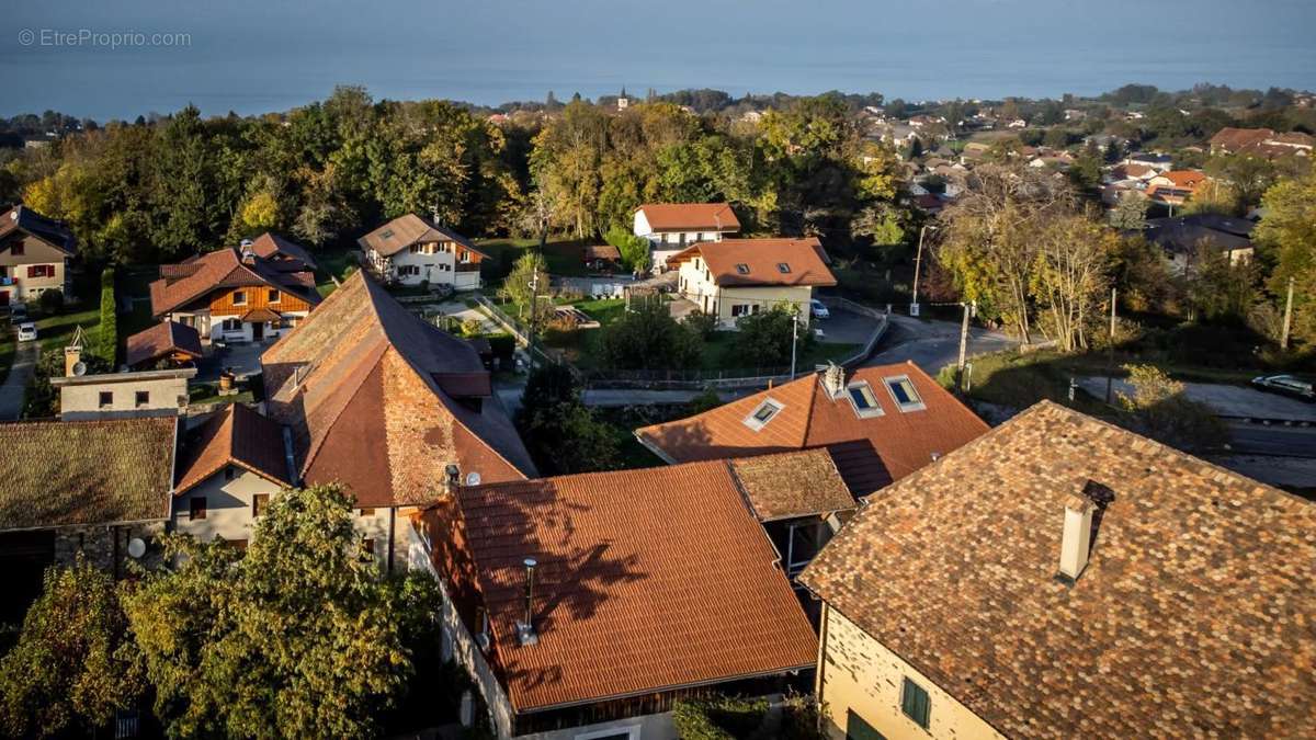 Maison à MAXILLY-SUR-LEMAN