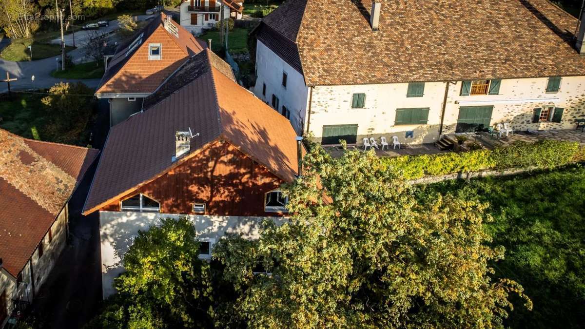 Maison à MAXILLY-SUR-LEMAN