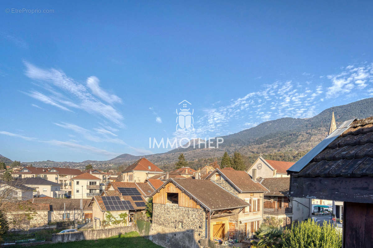 Maison à VAULNAVEYS-LE-HAUT