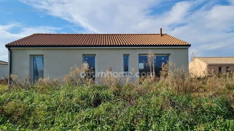 Maison à SAINTE-LIVRADE-SUR-LOT