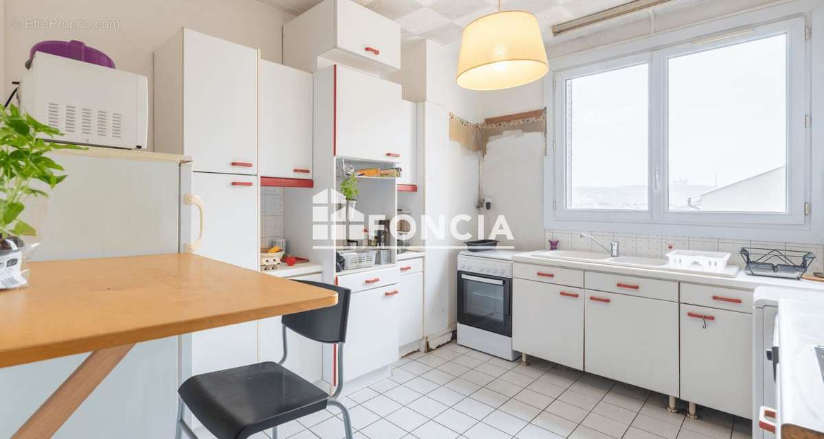 Appartement à LYON-7E