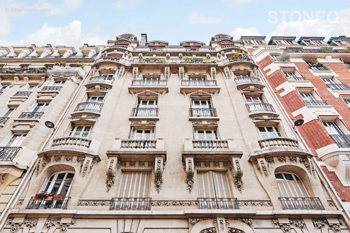 Appartement à PARIS-18E