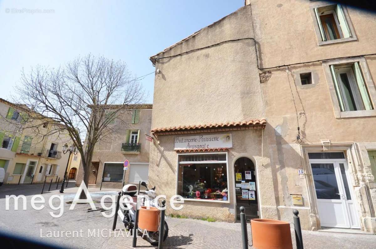 Maison à VILLENEUVE-LES-BEZIERS