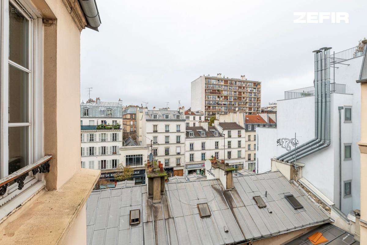 Appartement à PARIS-18E