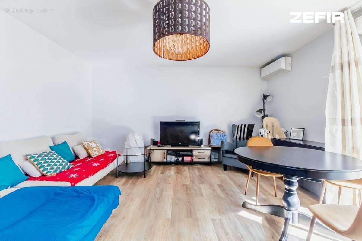 Appartement à LYON-8E