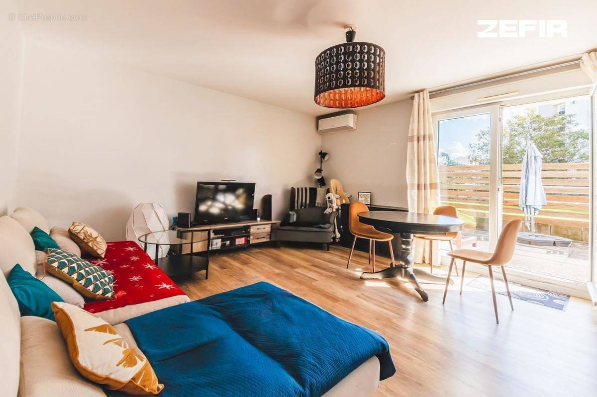 Appartement à LYON-8E