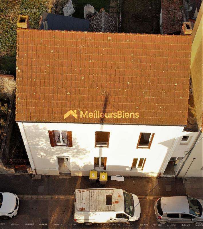 Appartement à VARENNES-SUR-ALLIER